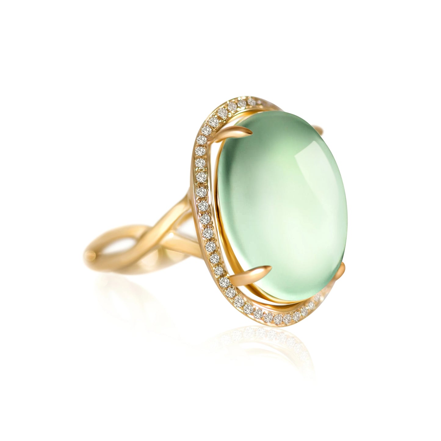 Prehnite Ring - 10.925 cts Cabochon