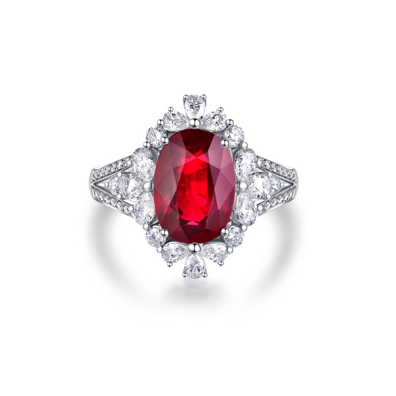 Pigeon Blood Ruby Ring Set with 18K White Gold and Diamond