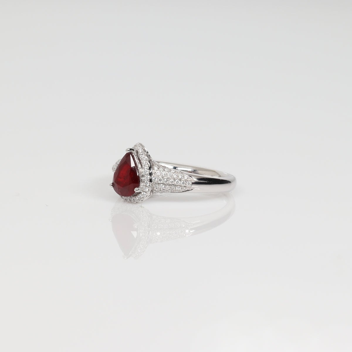 1.05ct Nature Piegan Blood Ruby Ring